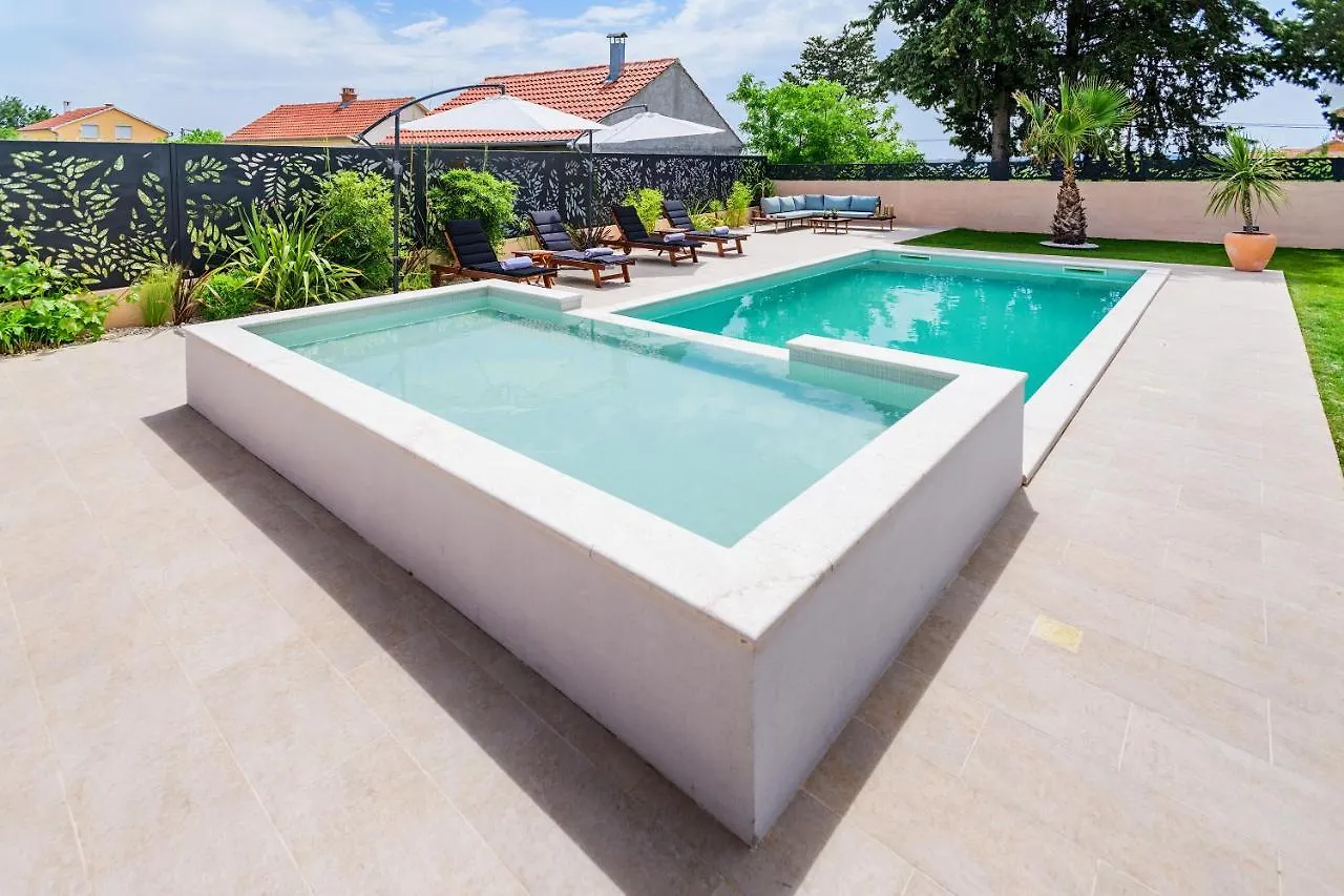 Green Residence Villa Zara